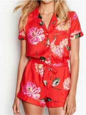 NWOT Victorias Secret XL pajama romper red floral print pockets stretch waist